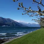 2 Livelli Con Vista Di Lägenhet *