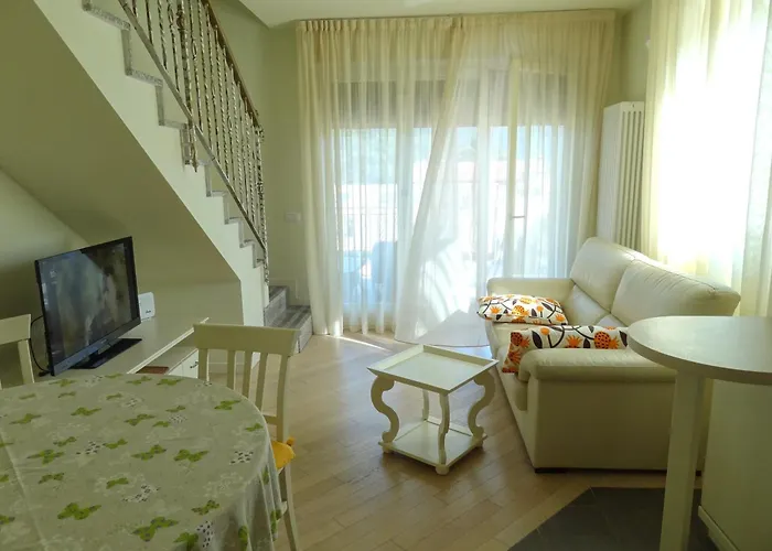 2 Livelli Con Vista Di * 莱诺