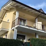 2 Livelli Con Vista Di Lenno
