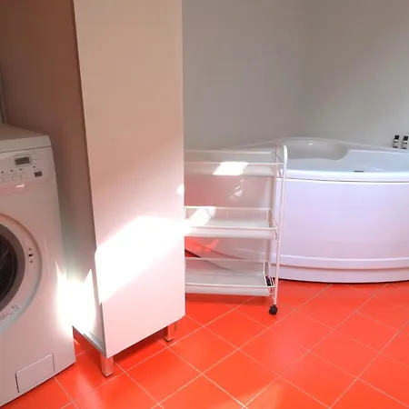 2 Livelli Con Vista Di * Lenno