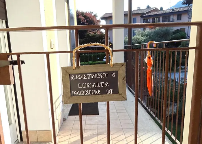 2 Livelli Con Vista Di Lägenhet Lenno