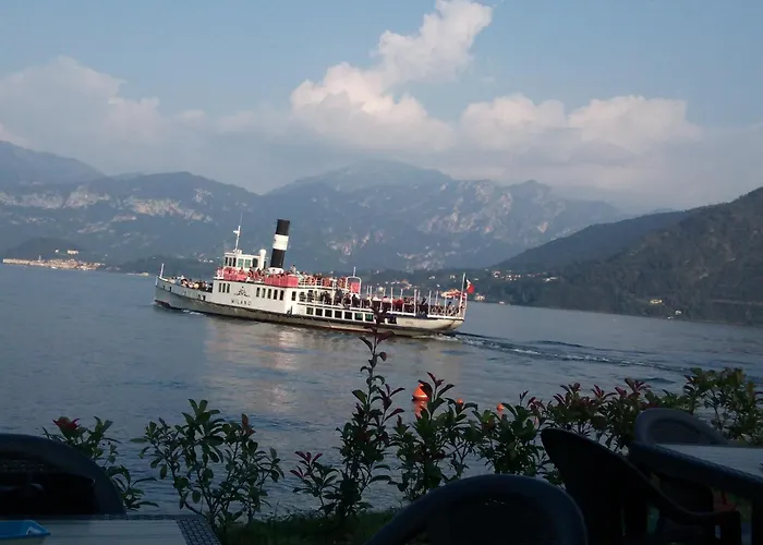 2 Livelli Con Vista Di * Lenno