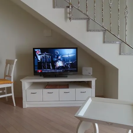 2 Livelli Con Vista Di Апартаменты Лено